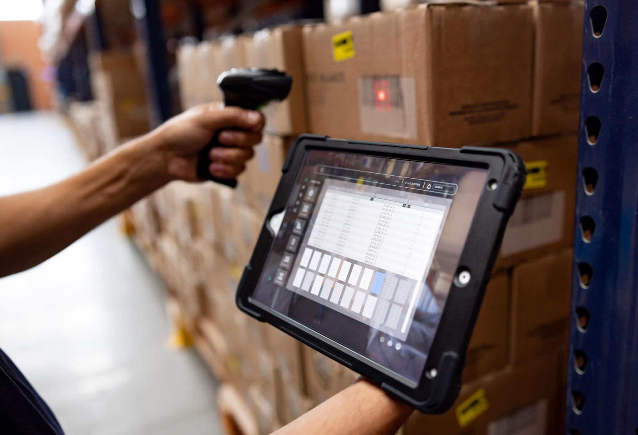 Real-Time Tracking & Monitoring